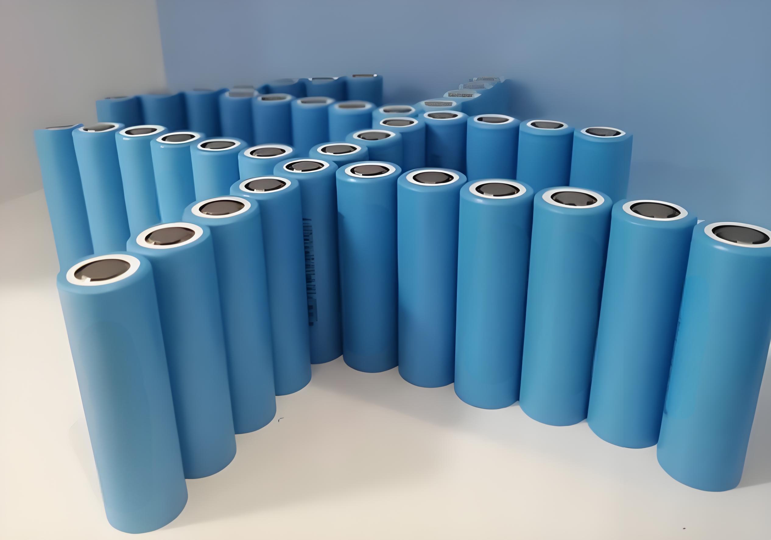 Differences Between 32140 Battery and 18650 Battery