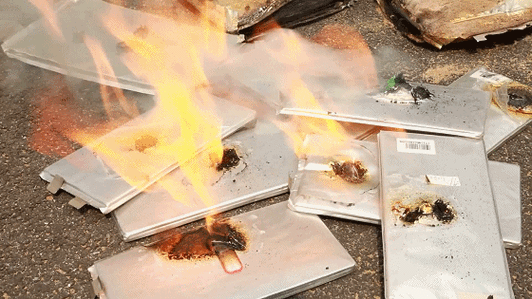 Why do batteries overheat and how to avoid it?